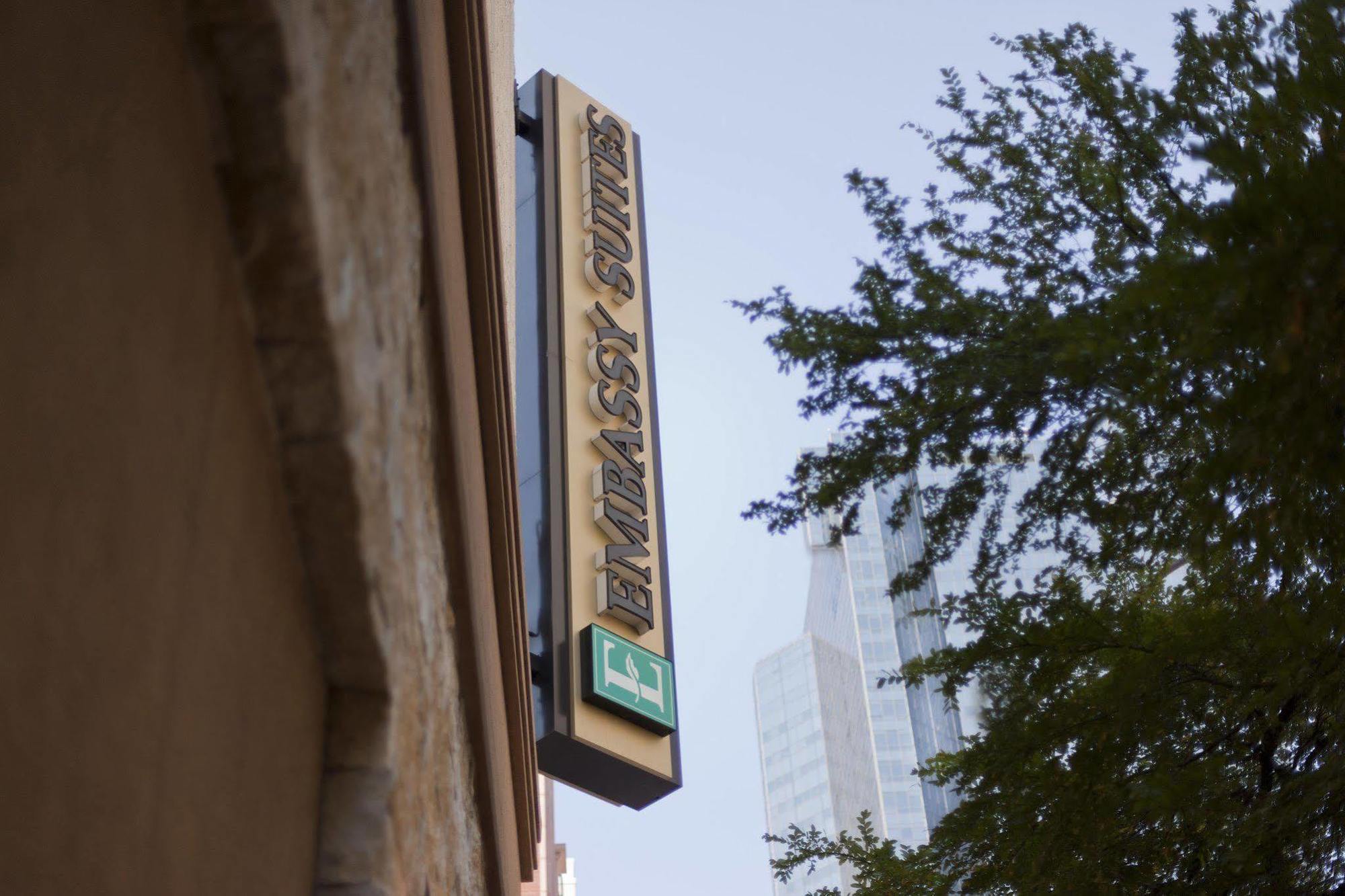 Embassy Suites By Hilton Fort Worth Downtown Exterior foto